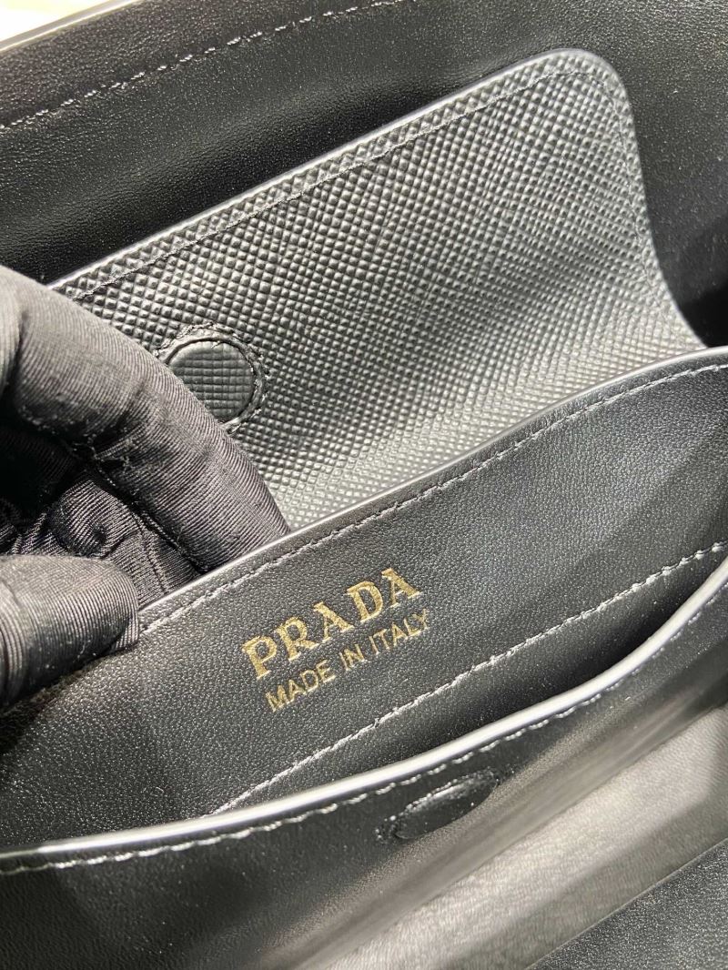 Pra*a top handle bags